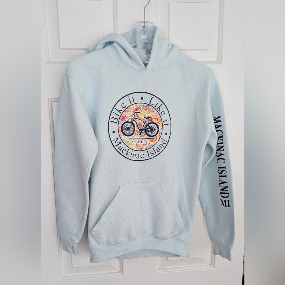 Pre-Loved Cozy Mackinac Island Sweatshirt For Girls